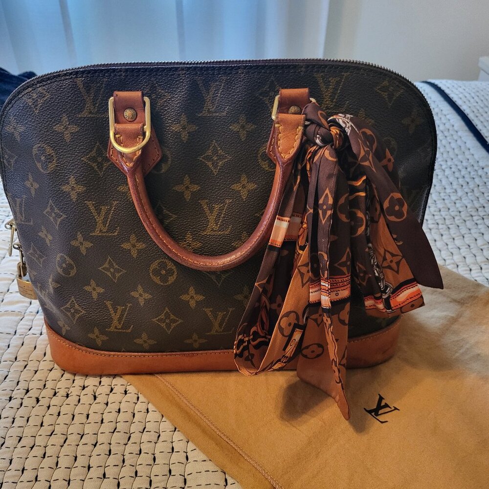 Authentic Louis Vuitton Alma PM